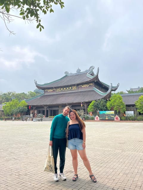 ninh-binh-tour-hoa-lu-tam-coc-trang-an-mua-cave