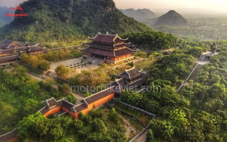 ninh-binh-tours-hoa-lu-tam-coc-cycling-1-day