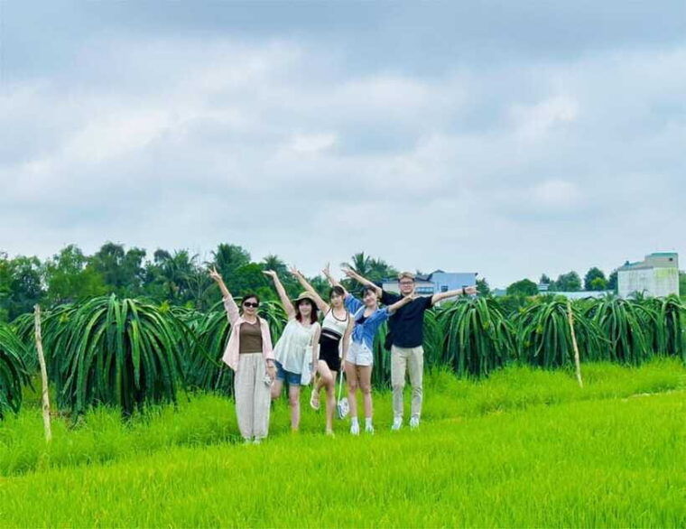 non-touristy-side-of-mekong-delta-by-biking-rowing