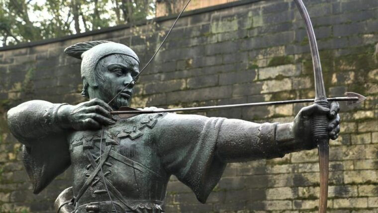 nottingham-city-walking-tour-exploration-game