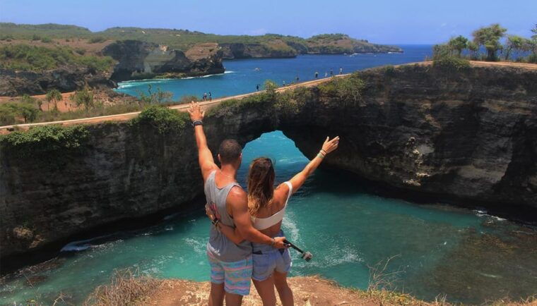 nusa-penida-private-car-charter-with-experienced-driver
