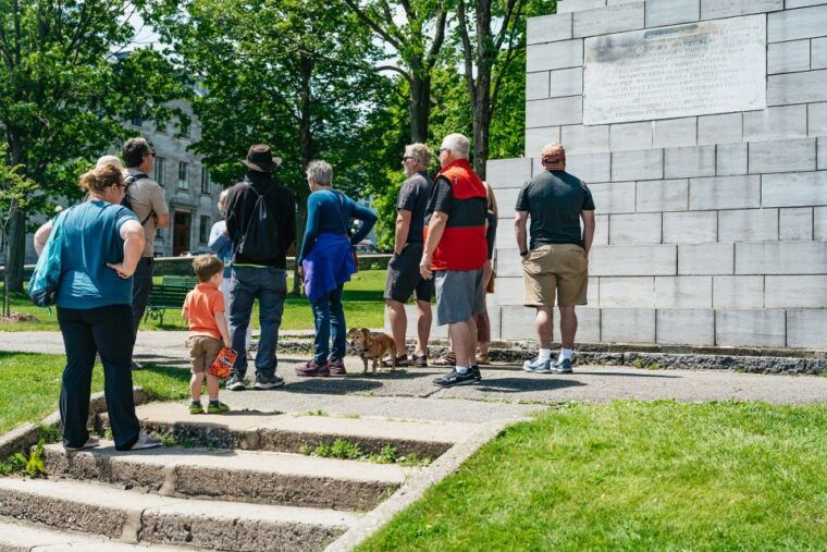 old-quebec-city-grand-walking-tour-with-private-option