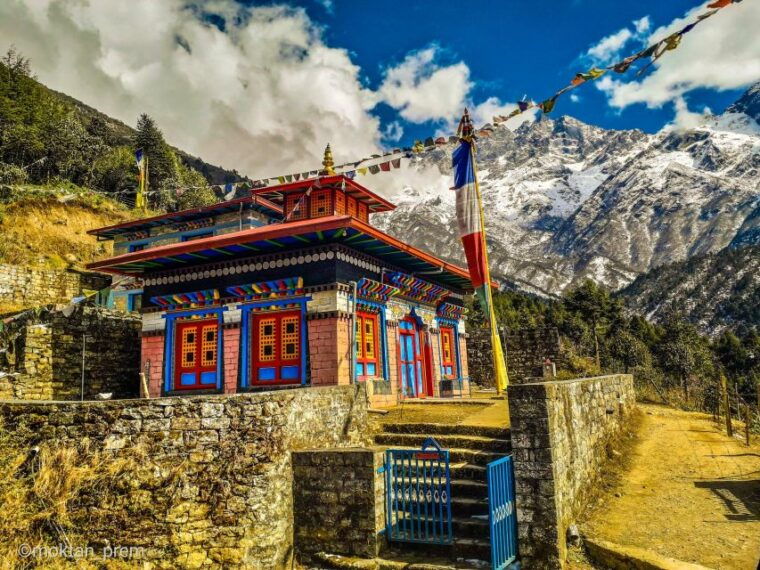 one-day-everest-helicopter-tour-with-overlanding-tour