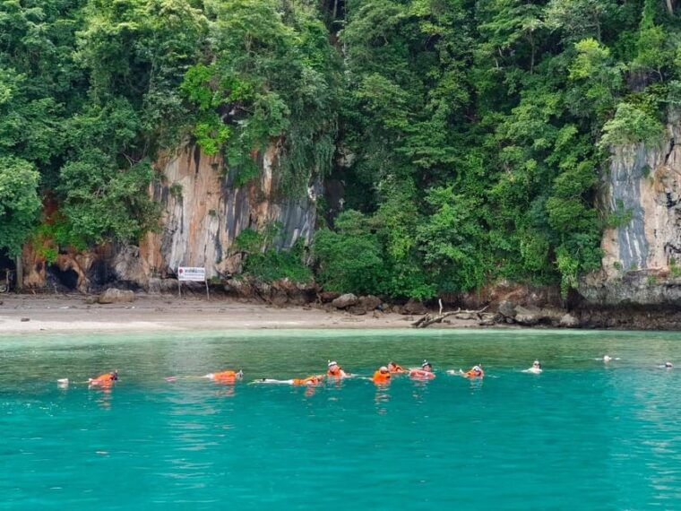 one-day-tour-hong-islandskayaking-at-tha-len-by-speedboat