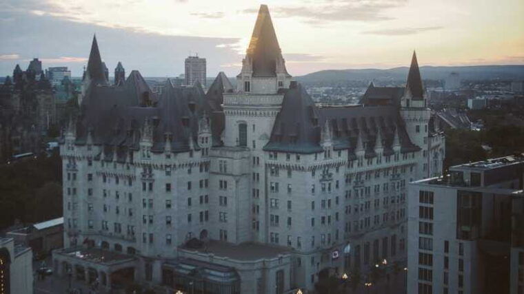 ottawa-private-tour-with-a-local