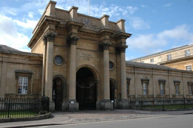 oxford-city-bike-tour-with-student-guide