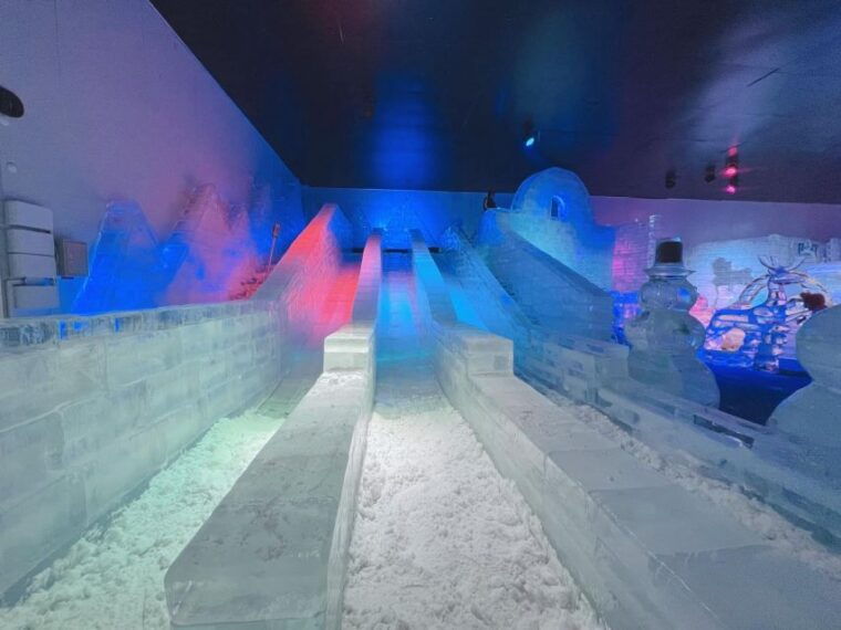 pattaya-frost-magical-ice-of-siam-tourist-entry-ticket