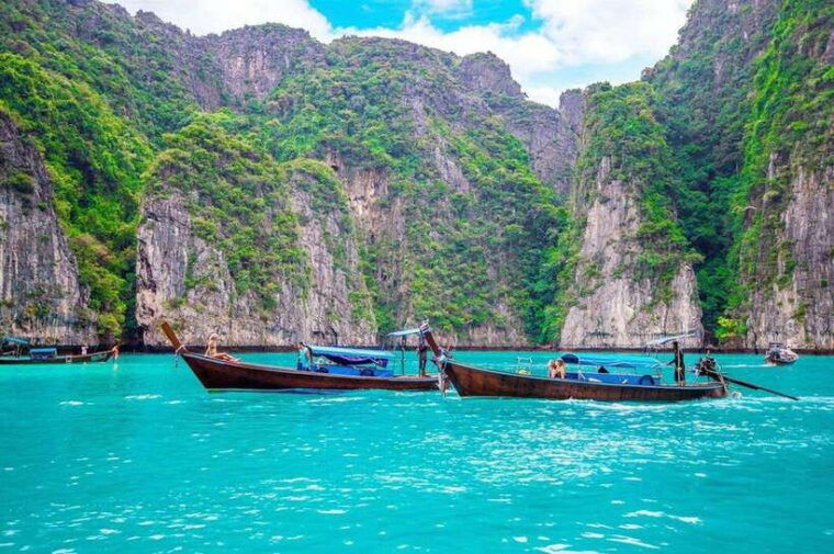 phi-phi-islands-2-days-1-night-trip-with-activities