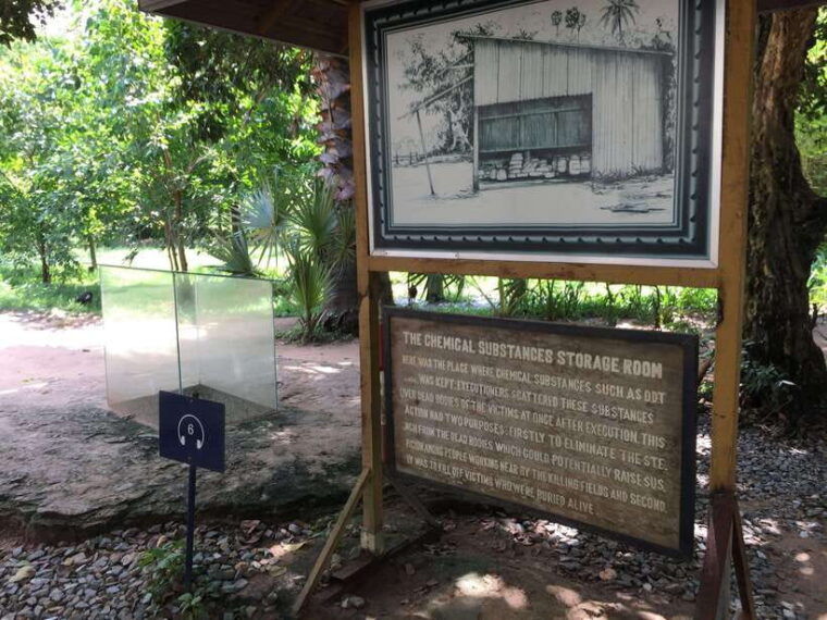 phnom-penh-2-day-tour-with-royal-palace-and-killing-fields