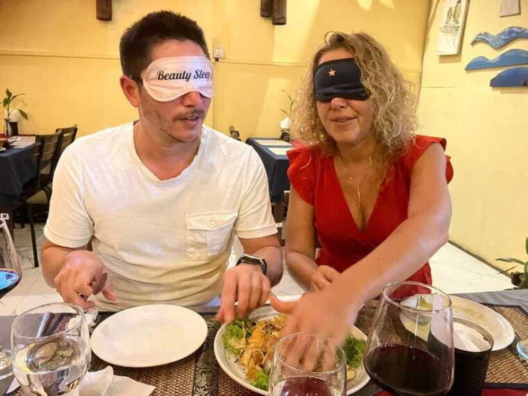 phnom-penh-blindfolded-dining-experience-with-tuk-tuk
