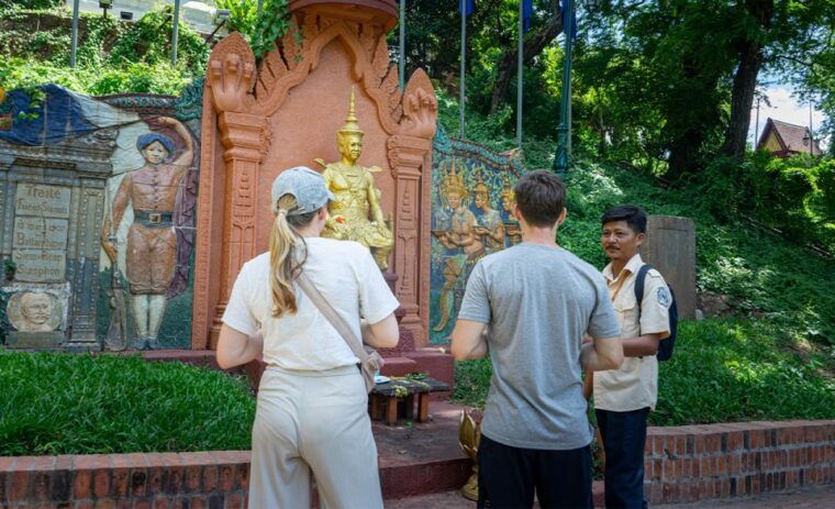 phnom-penh-historical-sites-tour-by-tuk-tuk
