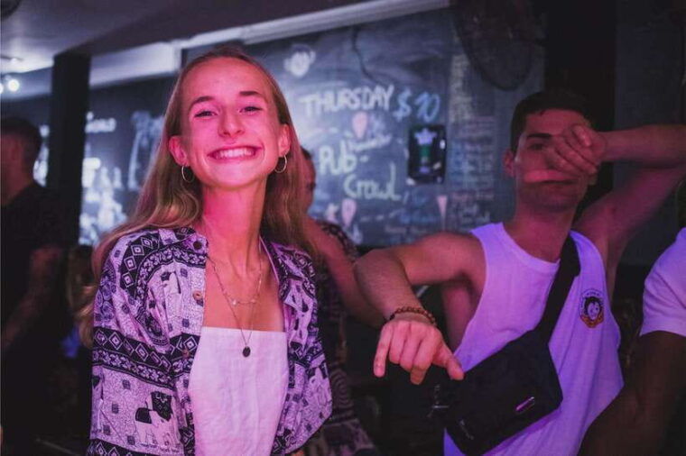 phnom-penh-pub-crawl-with-free-mad-monkey-singlet