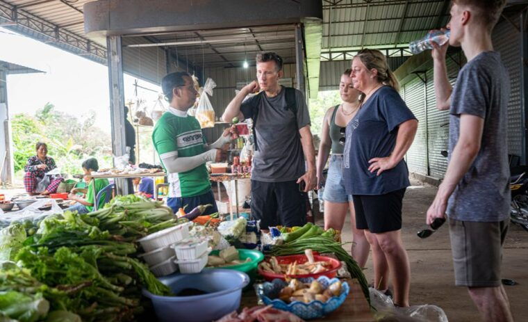 phnom-penh-silk-islands-half-day-bike-tour