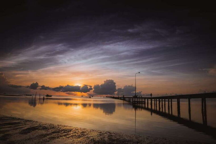 phu-quoc-night-squid-fishing-experience