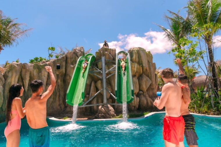 phuket-andamanda-water-park-ticket-optional-transfer