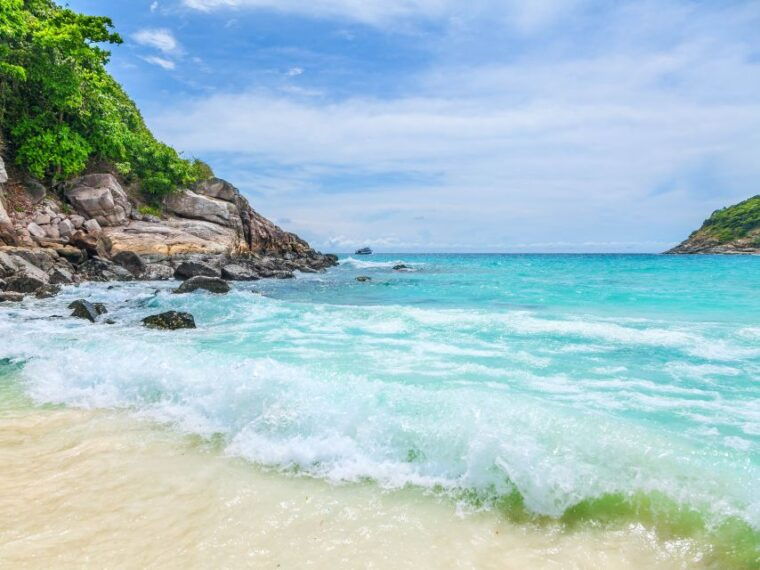 phuket-coral-island-longtail-boat-cruise-with-snorkeling