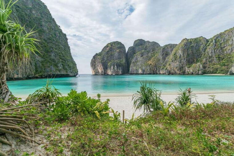 phuket-luxury-day-trip-to-phi-phi-islands