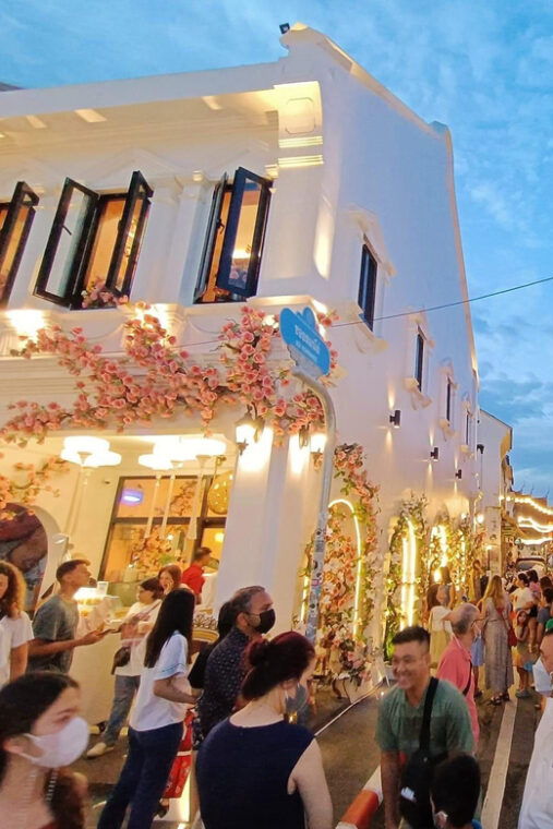 phuket-old-town-chalong-temple-and-great-buddha-van-tour