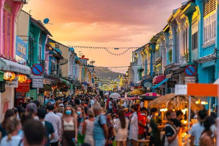 phuket-old-town-half-day-sightseeing-with-local-guide