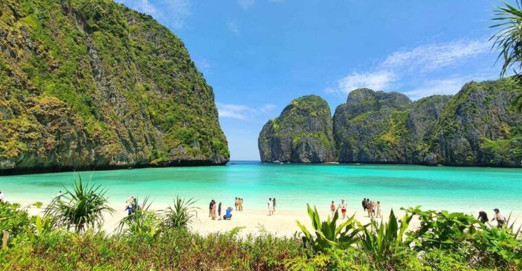 phuket-phi-phi-bamboo-islands-snorkeling-by-speedboat