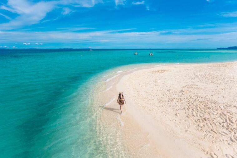 phuket-phi-phi-islands-day-trip-by-speed-catamaran