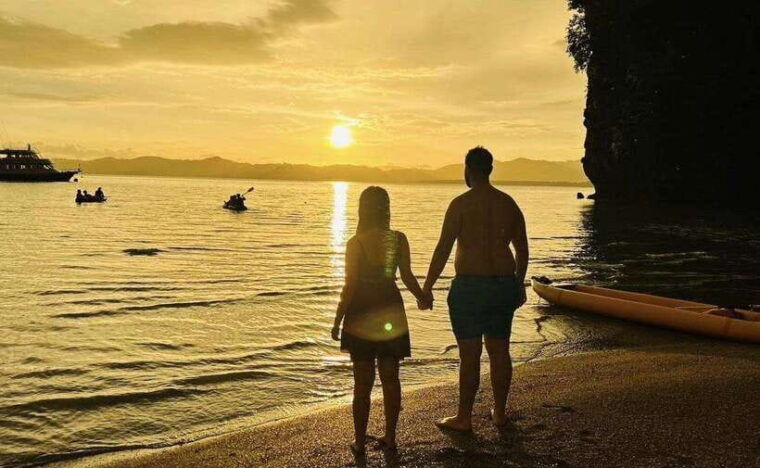 phuket-twilight-sea-canoe-tour-with-glowing-plankton