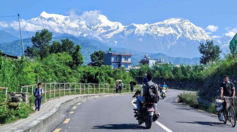 pokhara-3-day-astam-to-australian-camp-family-friendly-trek