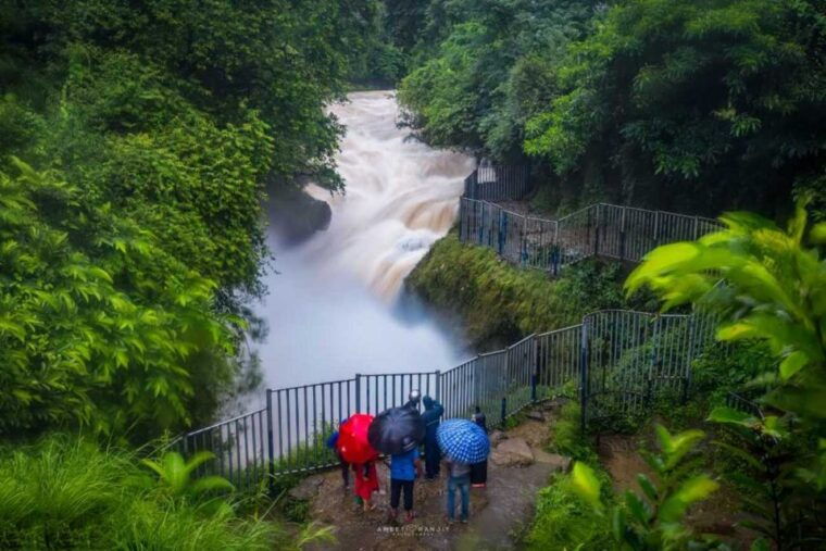 pokhara-devis-fall-cave-and-pagoda-hill-half-day-tour