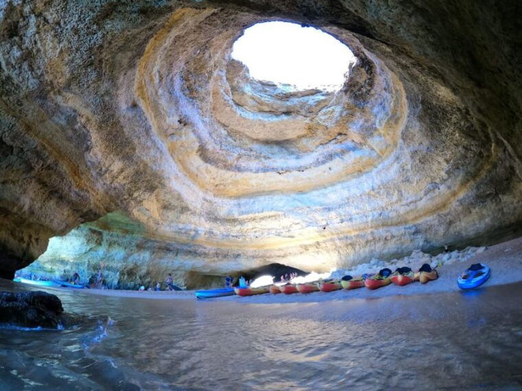 portimao-kayak-tour-of-benagil-caves