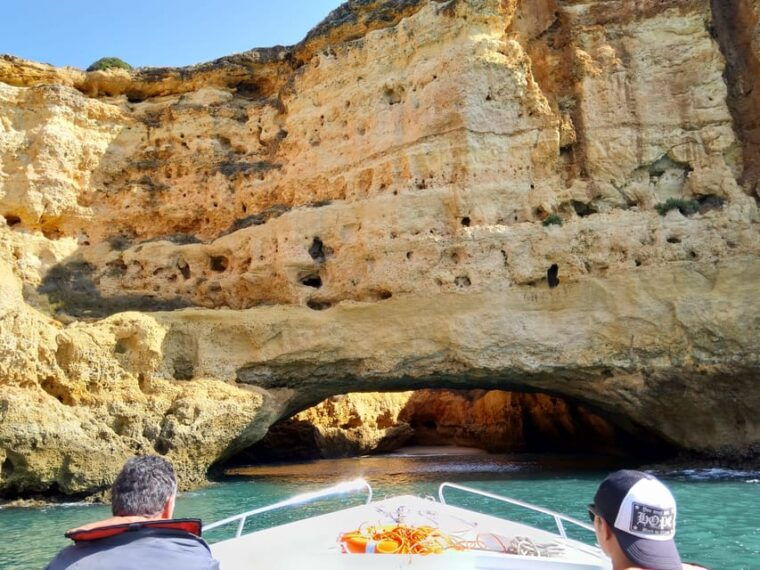portugal-2-hour-boat-tour-to-the-benagil-cave