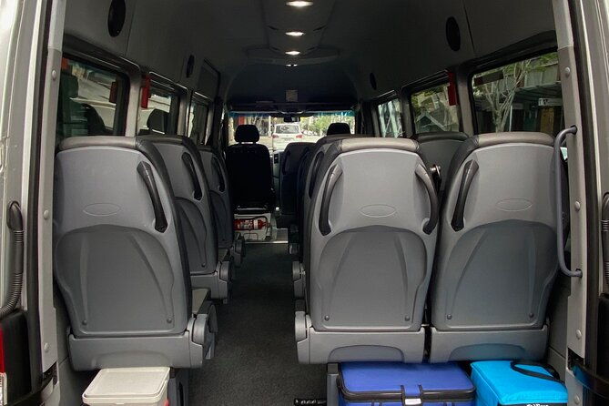 Premium Private Transfer FROM Sydney Airport to Sydney CBD/Downtown 1-13 people - Who Is This Transfer Best For?