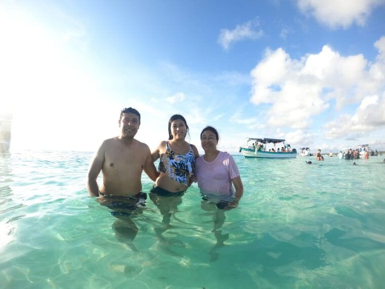 premium-snacks-catamaran-and-open-bar