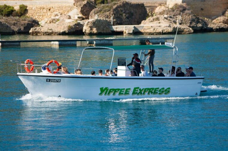 private-boat-charter-comino-parts-of-gozo