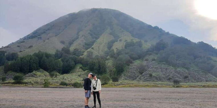 private-day-tour-mt-bromo-madakaripura-waterfall