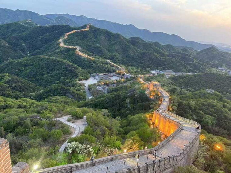 private-day-tour-to-luoyang-longmen-grottoes-from-zhengzhou