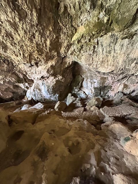 private-elafonisi-agia-sofia-cave-elos-excursion