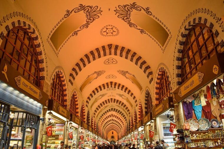 private-layover-sightseeing-experience-of-istanbul