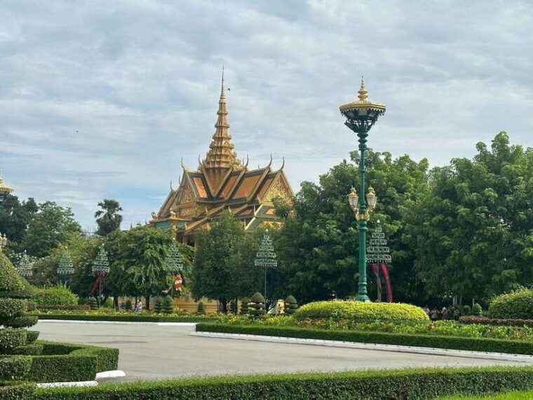 private-one-day-tour-in-phnom-penh-capital-city