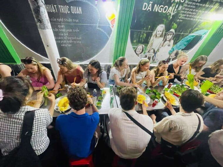 private-saigon-foodie-walk_eleven-street-tastings-cant-miss