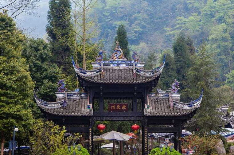 private-tour-to-dujiangyan-and-qingcheng-mountain