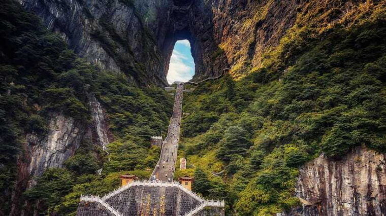 private-vip-zhangjiajie-tianmen-mountain-day-tour