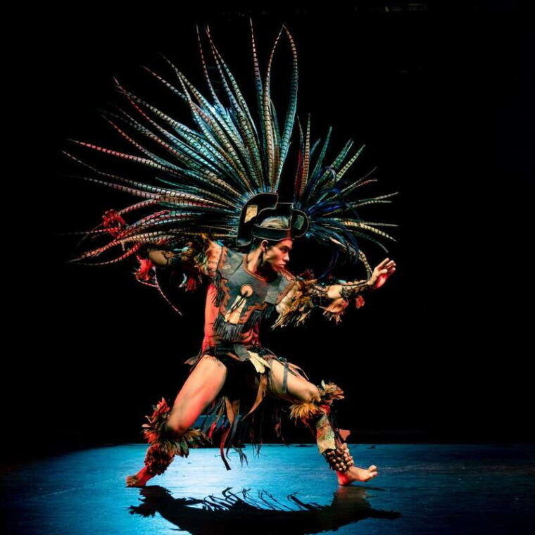 puerto-vallarta-mayahuel-live-show