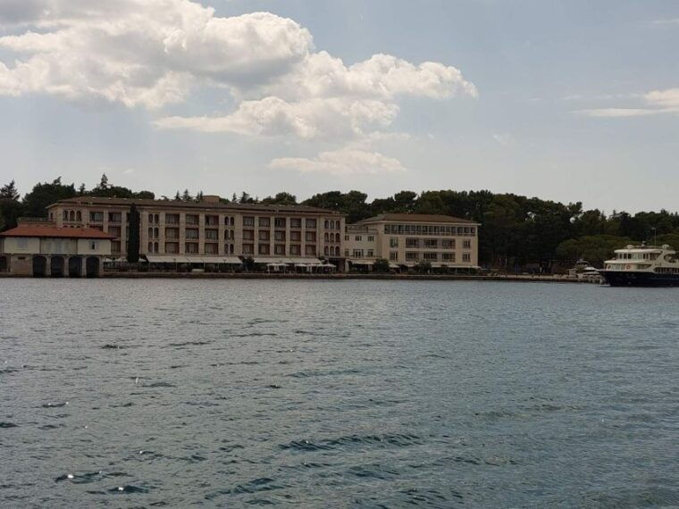 pula-brijuni-national-park-swimming-tour-in-fazana