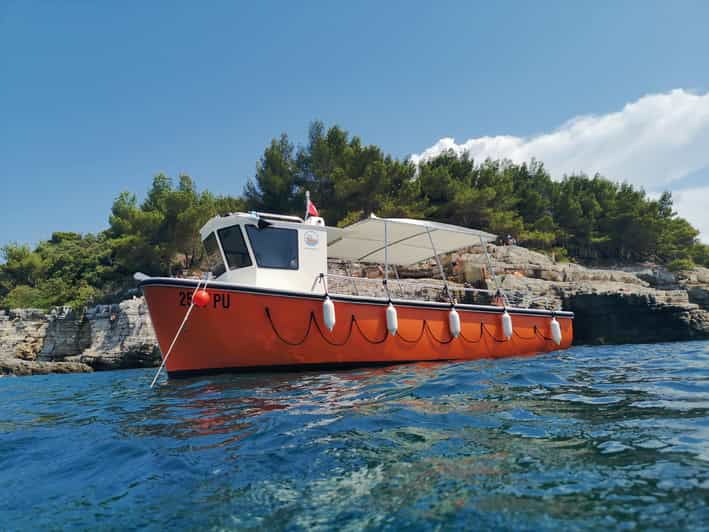 pula-snorkeling-adventure-boat-trip