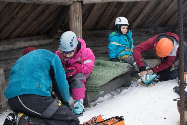 pyhatunturi-kids-ice-climbing-adventure-in-finnish-lapland