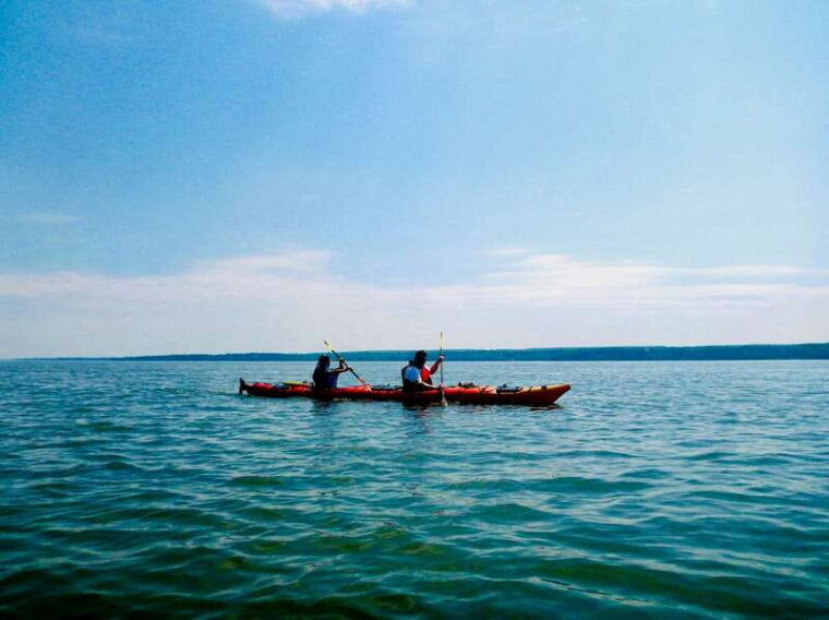 quebec-city-sea-kayaking-tour-in-orleans-island