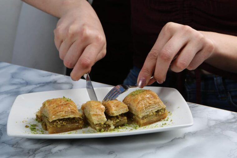 rethymno-old-town-a-traditional-cretan-food-tour