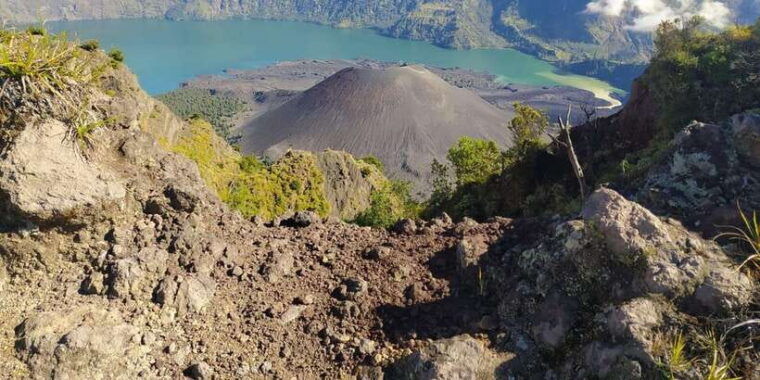 rinjani-climbing-tours-3d-2n-mount-rinjani