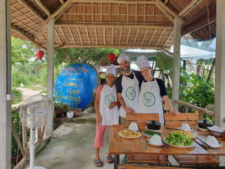 rural-cycle-market-tour-basket-boat-organic-farm-cooking