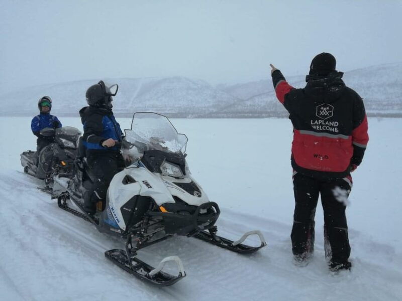 saariselka-snowmobile-safari-on-tundra-with-bbq